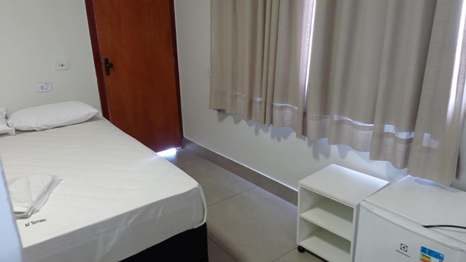 Hotel Marina Torrano Trindade  Buitenkant foto